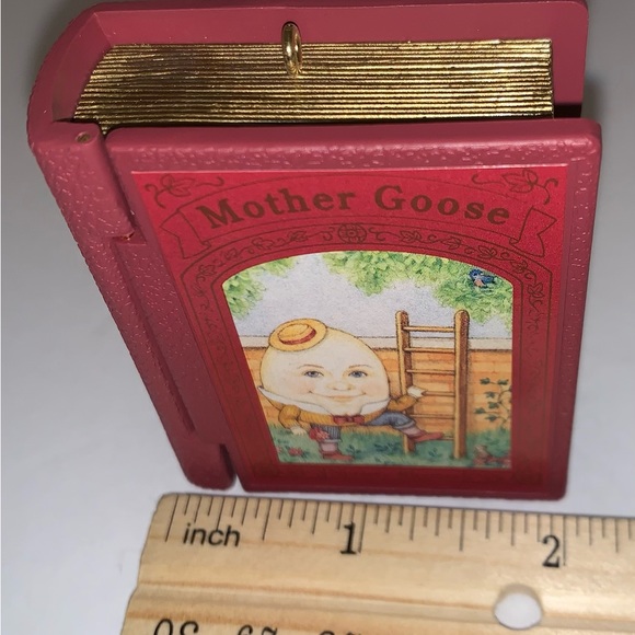 Vintage Hallmark Humpty Dumpty Mother Goose Book Series Christmas Ornament - Picture 5 of 12